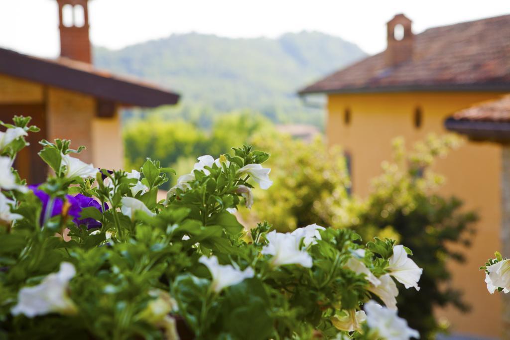 Dimora Le Nove Fate Hotel Bergamo Exterior photo